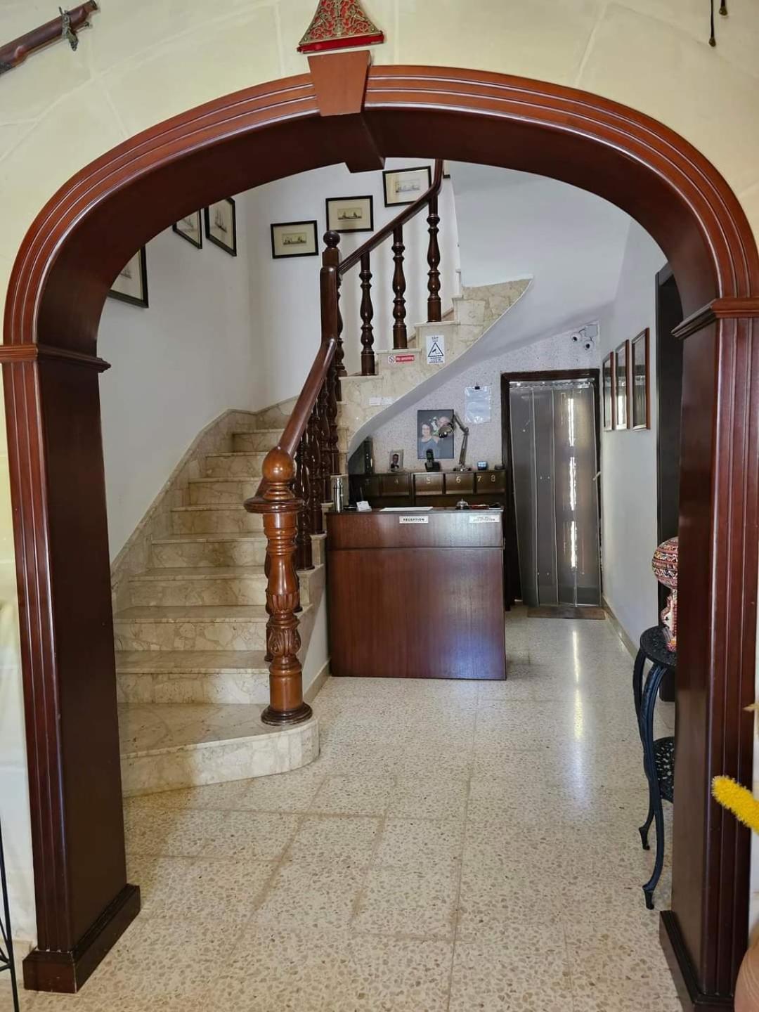D'Ambrogio Guest House Rabat Ngoại thất bức ảnh