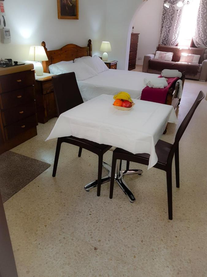 D'Ambrogio Guest House Rabat Ngoại thất bức ảnh